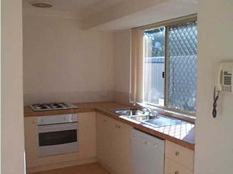 7/9 Lansing Street, Queens Park WA 6107