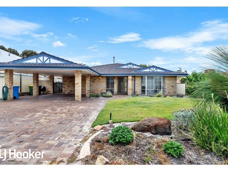 9 Ambassador Court, Thornlie WA 6108
