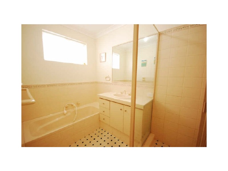 4/12 Villiers Street, Yokine WA 6060