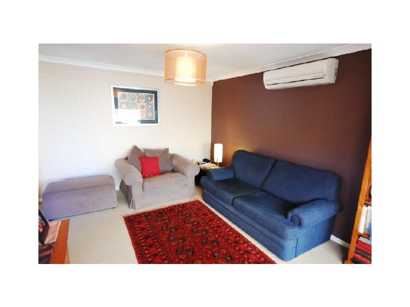 4/12 Villiers Street, Yokine WA 6060