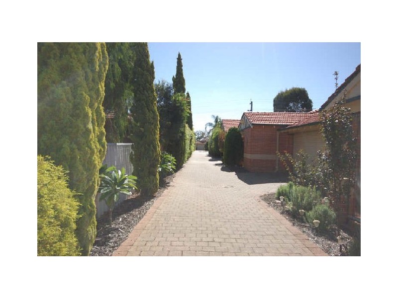 4/12 Villiers Street, Yokine WA 6060