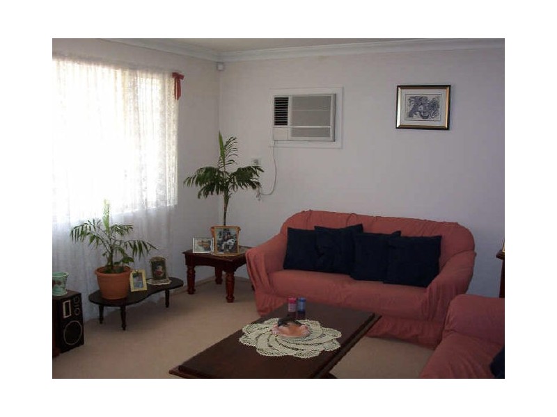 3/9 Lansing Street, Queens Park WA 6107