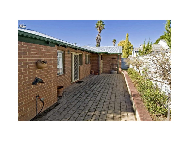 2/10 Rathay Street, Victoria Park WA 6100