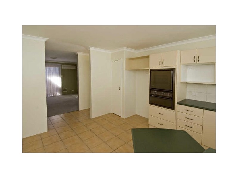 2/10 Rathay Street, Victoria Park WA 6100