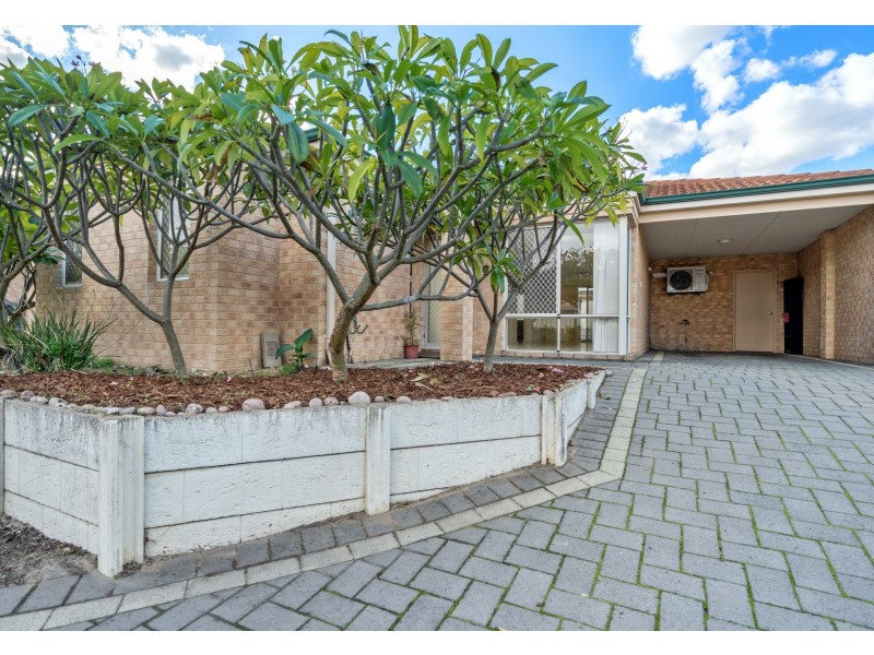 6/4 Ayer Road, Queens Park WA 6107