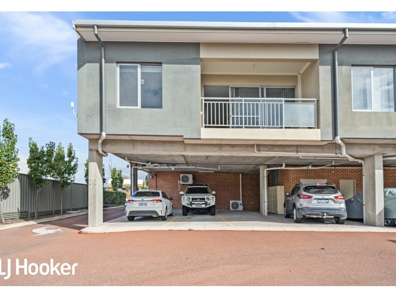 16/148 Railway Parade, Queens Park WA 6107