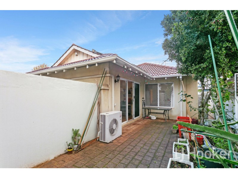 1/253 Canning Highway, Como WA 6152