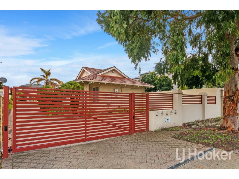 1/253 Canning Highway, Como WA 6152