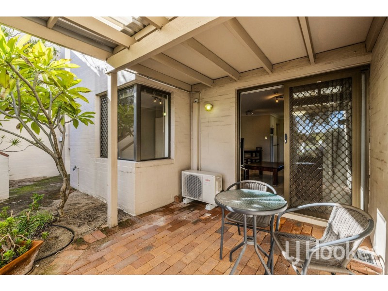 2/32 Garland Street, Victoria Park WA 6100