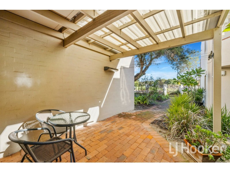 2/32 Garland Street, Victoria Park WA 6100