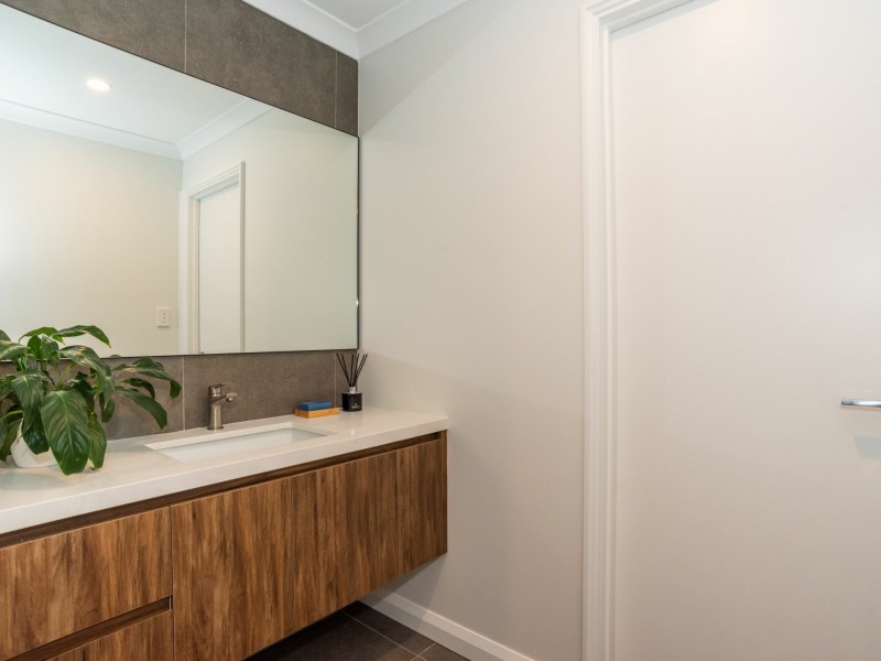 13B Massey Street, Rossmoyne WA 6148