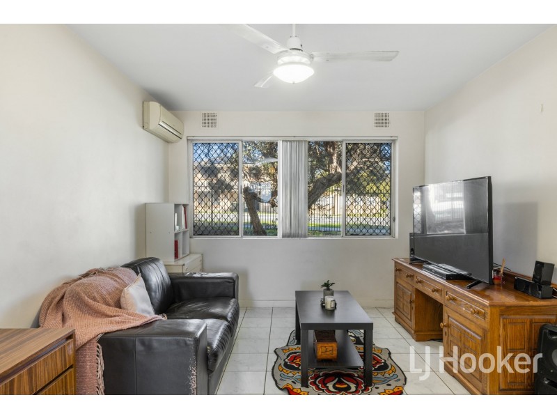 2/60-62 Chapman Road, Bentley WA 6102
