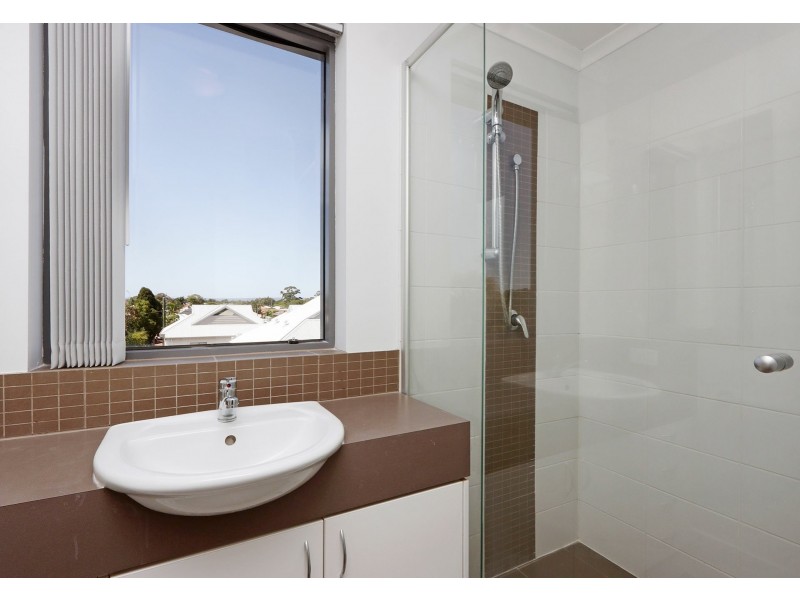 1/642 Albany Highway, Victoria Park WA 6100