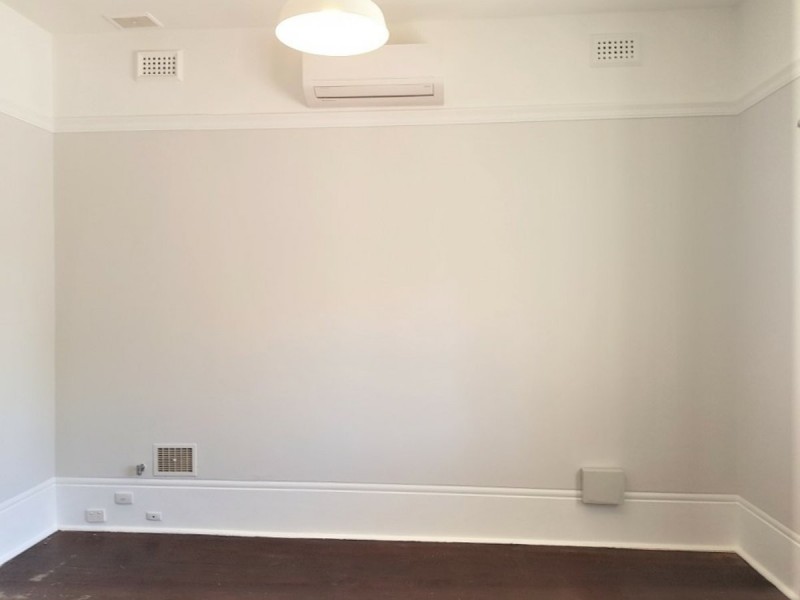 77 Kitchener Street, Victoria Park WA 6100