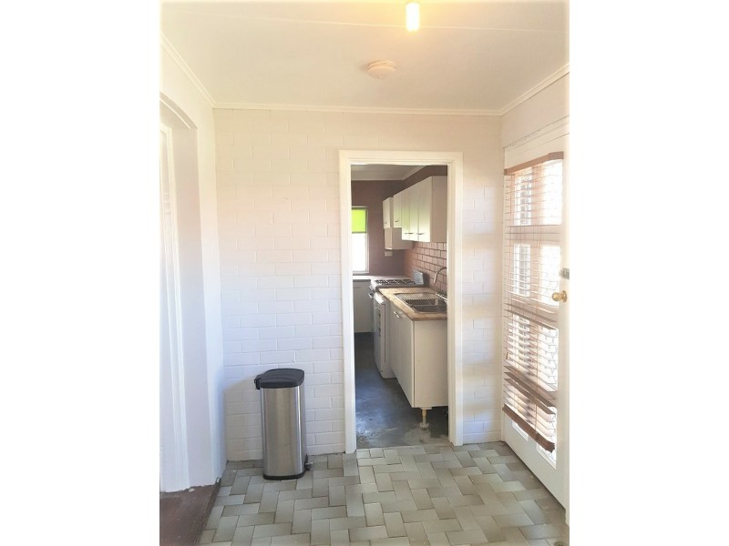 77 Kitchener Street, Victoria Park WA 6100