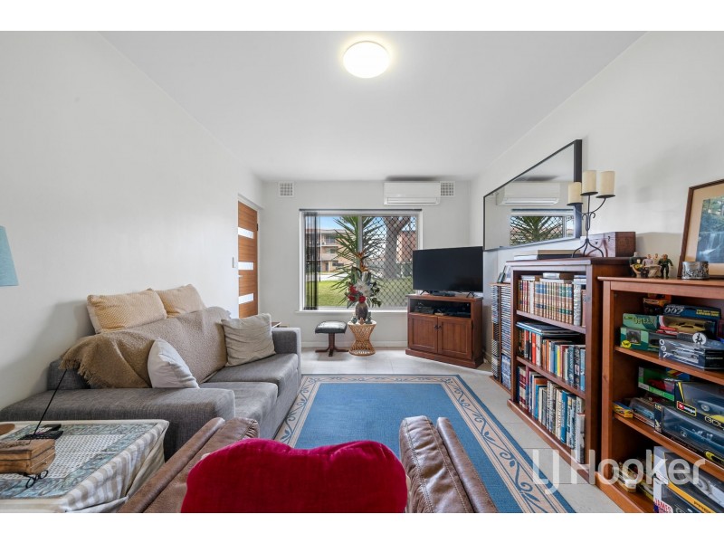 2/4 Minora Place, Rivervale WA 6103