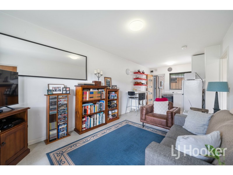 2/4 Minora Place, Rivervale WA 6103