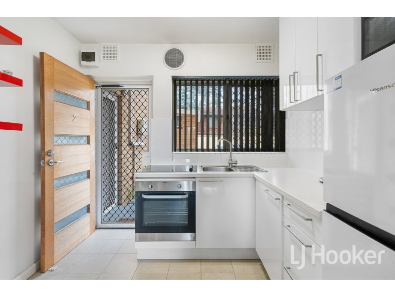 2/4 Minora Place, Rivervale WA 6103