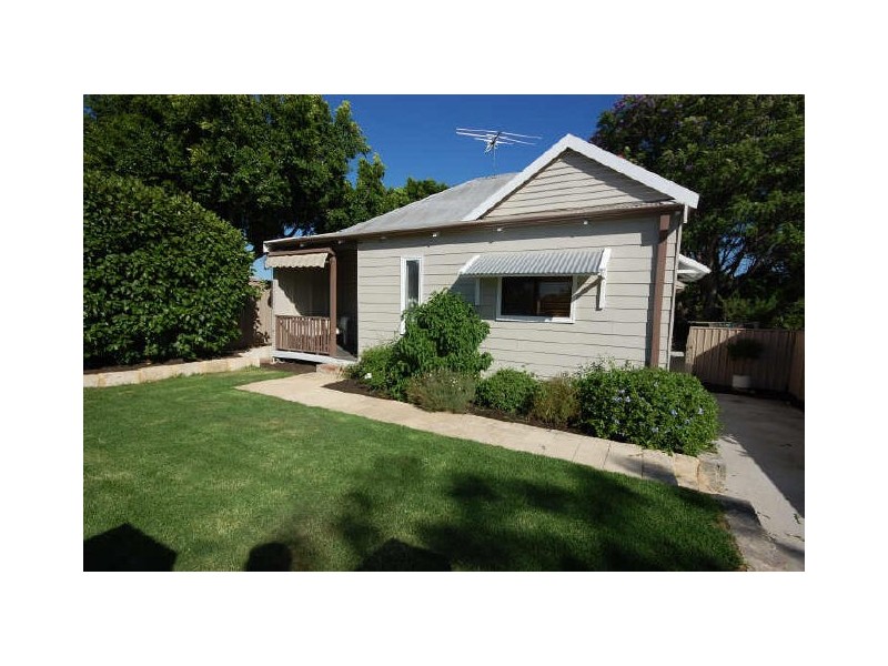 64 Canterbury Terrace, East Victoria Park WA 6101