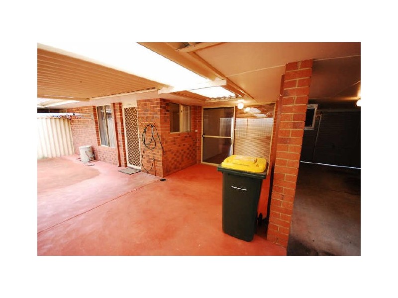 2/138 Carnarvon Street, East Victoria Park WA 6101