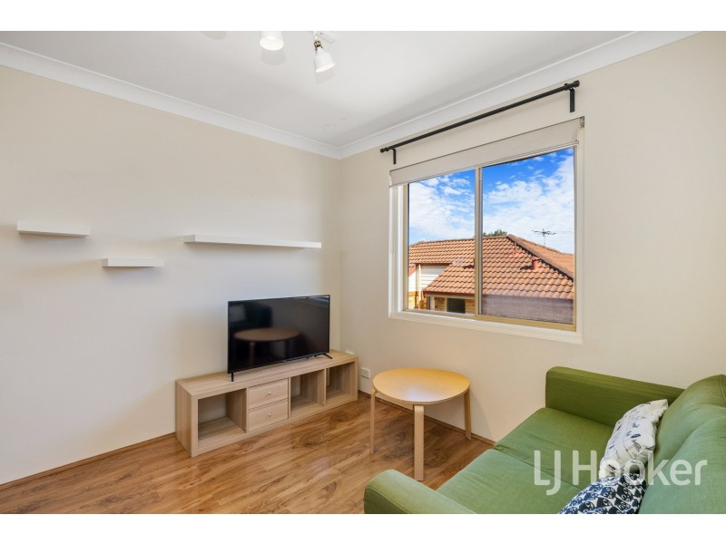 16/34 Comer Street, Como WA 6152