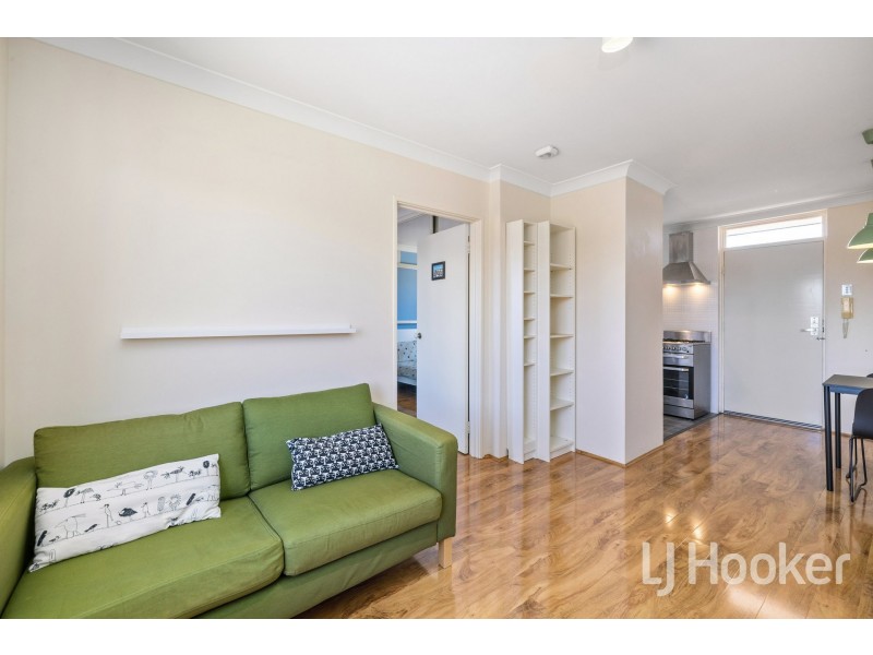 16/34 Comer Street, Como WA 6152