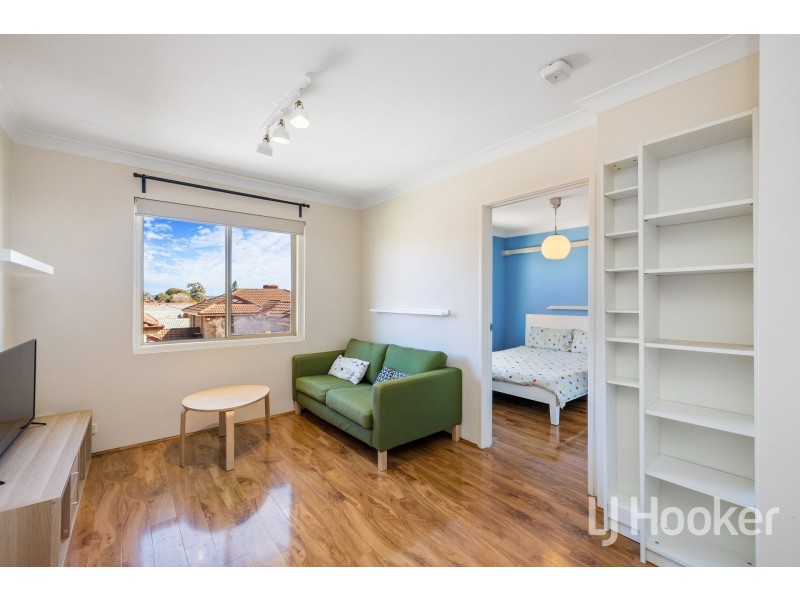 16/34 Comer Street, Como WA 6152