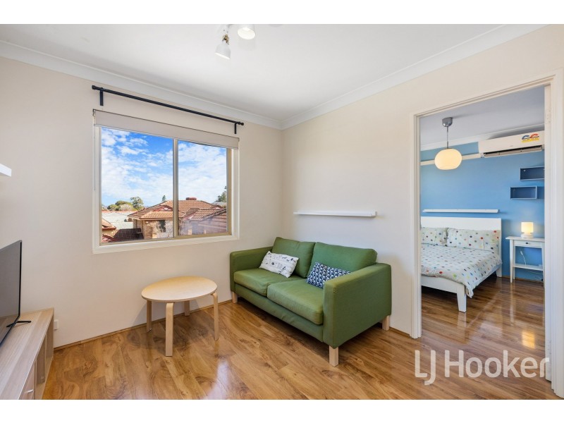 16/34 Comer Street, Como WA 6152