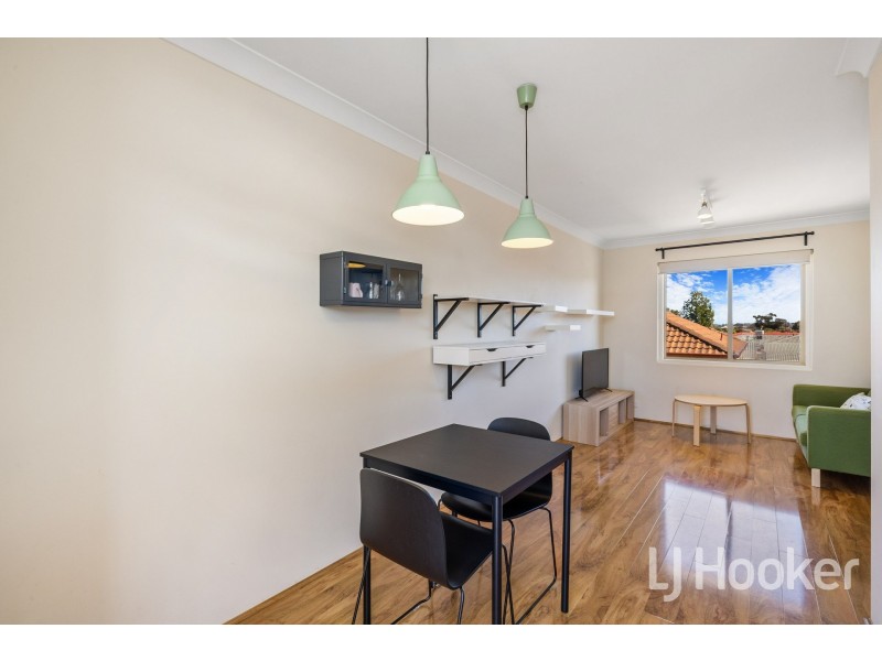 16/34 Comer Street, Como WA 6152