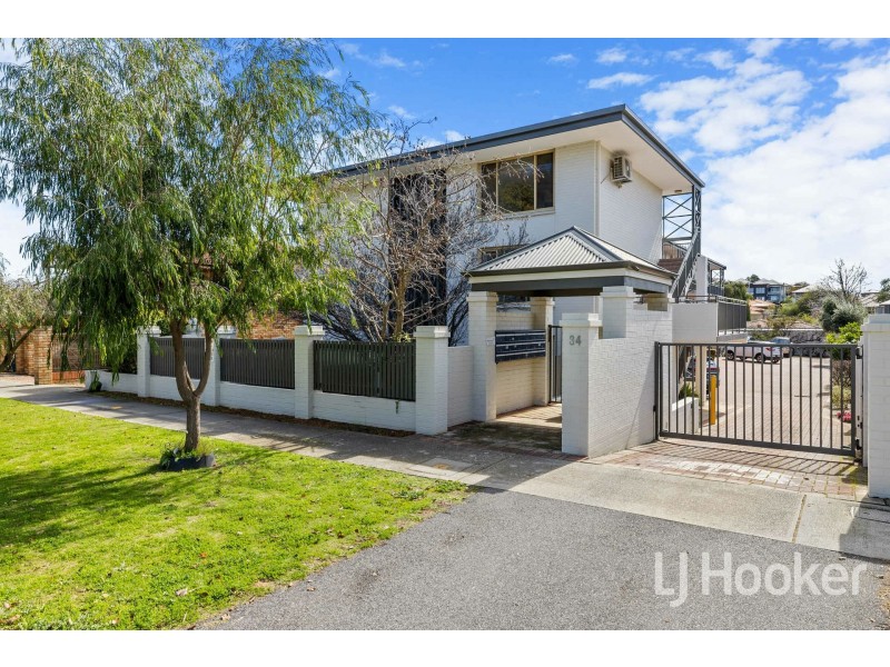 16/34 Comer Street, Como WA 6152