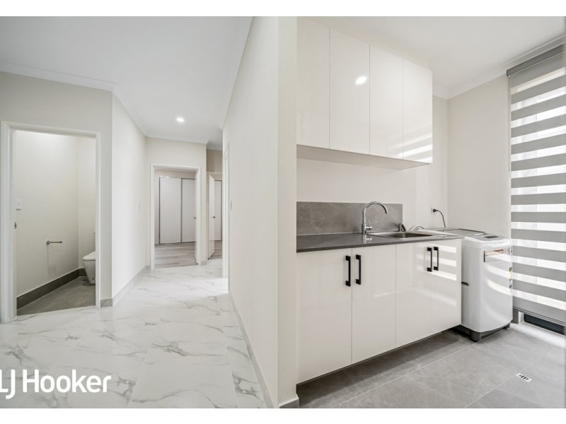 6 Estela Ave, Piara Waters WA 6112