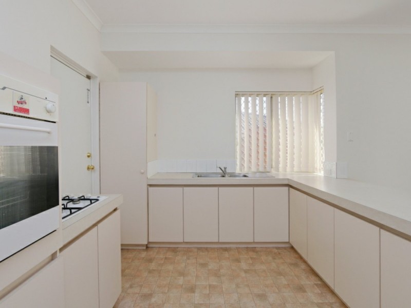 2/20 John Street, Bentley WA 6102