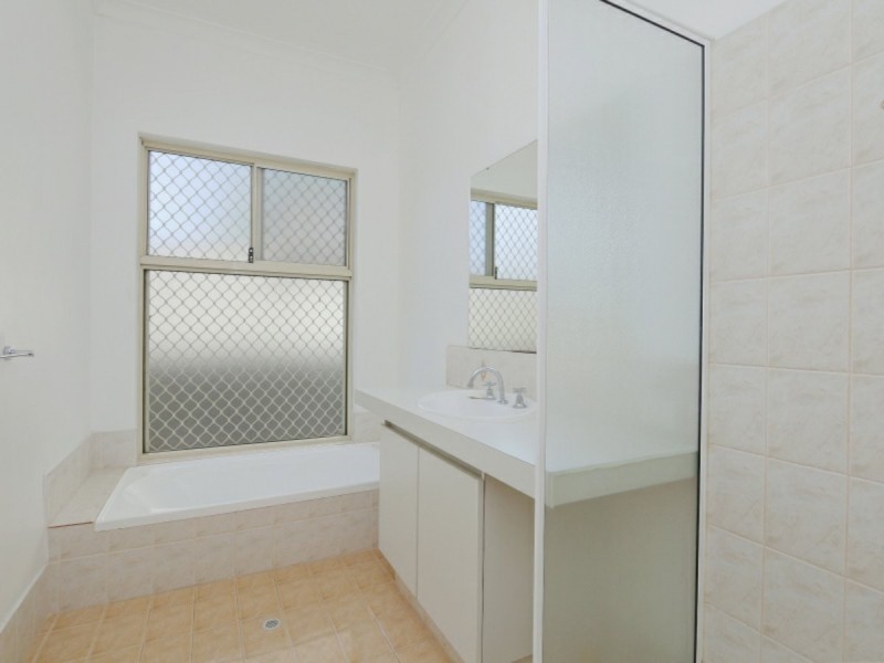 2/20 John Street, Bentley WA 6102