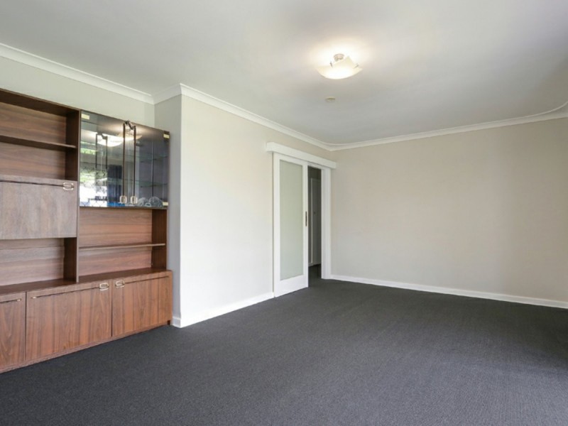 293 Kew Street, Cloverdale WA 6105