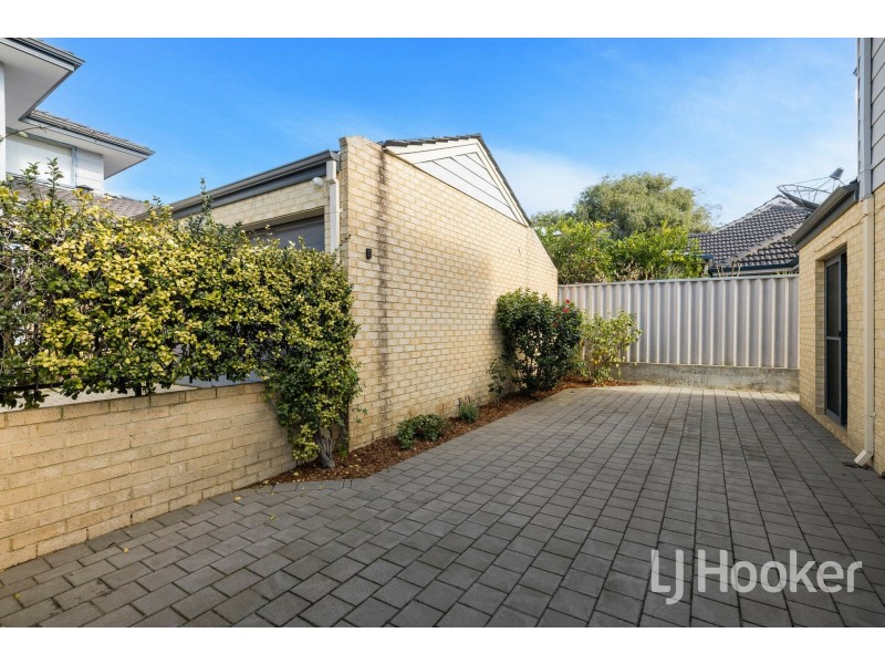 2/24 Frederick Street, Belmont WA 6104