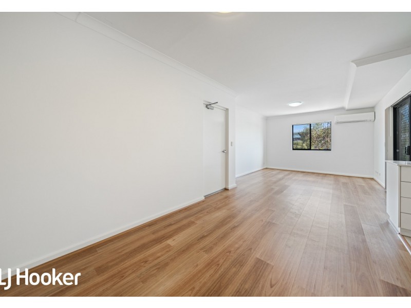 36/18 Whitlock Road, Queens Park WA 6107