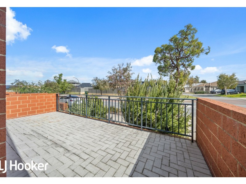 36/18 Whitlock Road, Queens Park WA 6107