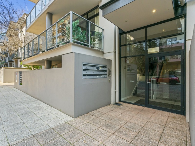 20/124 Mounts Bay Road, Perth WA 6000