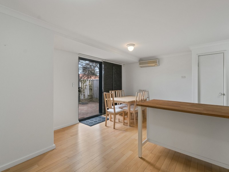 4/7 Gochean Avenue, Bentley WA 6102