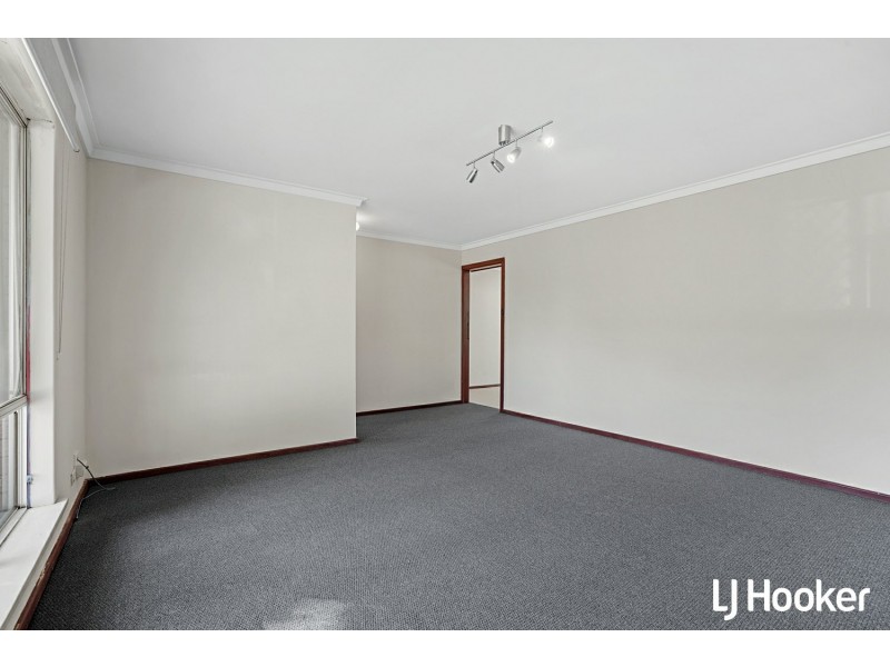 27 Kootingal Road, Armadale WA 6112