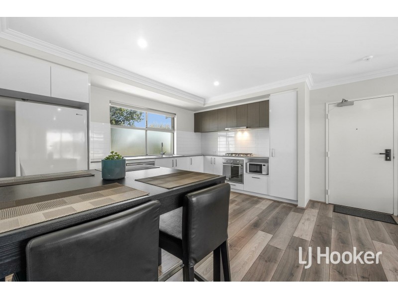 5/4 Beagle Place, Belmont WA 6104