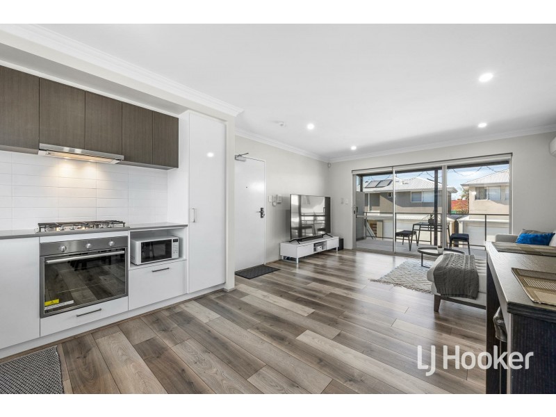5/4 Beagle Place, Belmont WA 6104