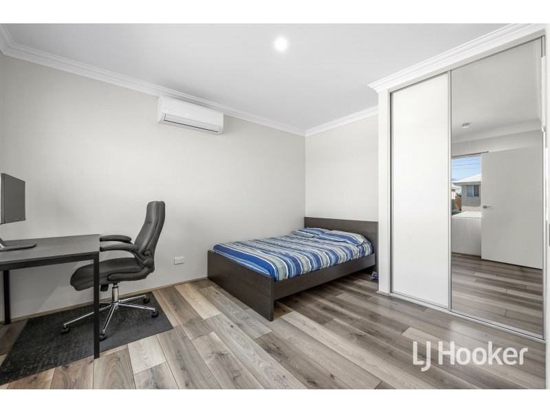 5/4 Beagle Place, Belmont WA 6104