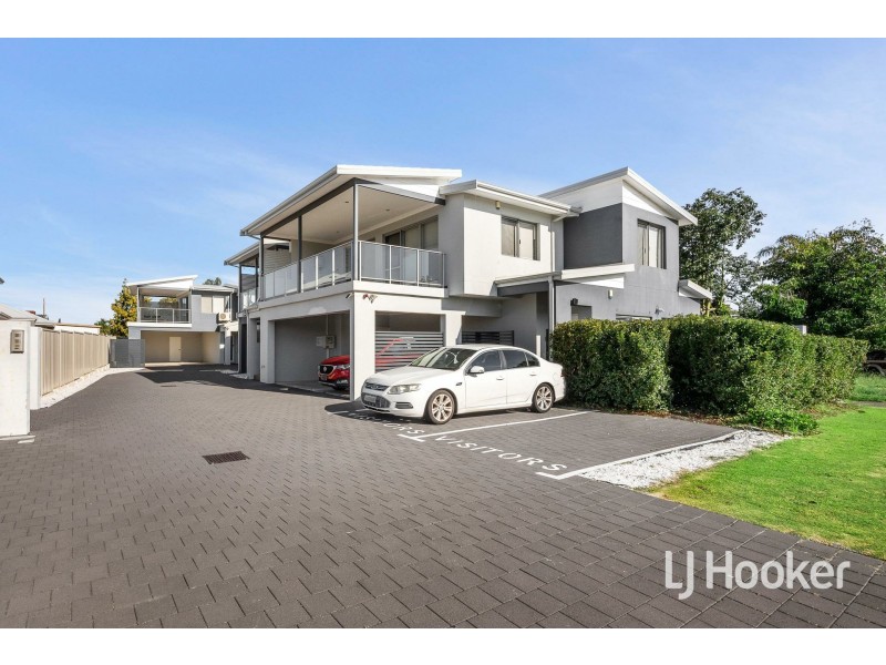 5/4 Beagle Place, Belmont WA 6104
