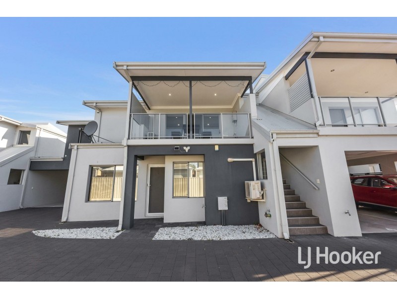5/4 Beagle Place, Belmont WA 6104