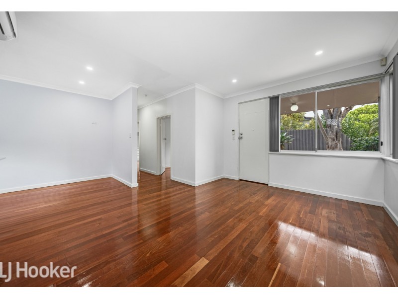 11 Peacock Street, Cloverdale WA 6105