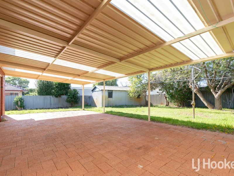 14 Anderson Way, Thornlie WA 6108