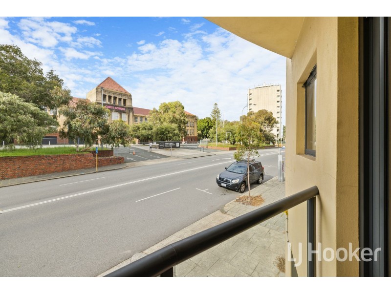 1/19 Wellington Street, East Perth WA 6004