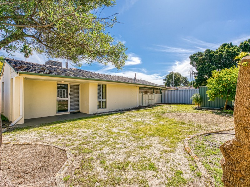 8 Wandarra Close, Karawara WA 6152