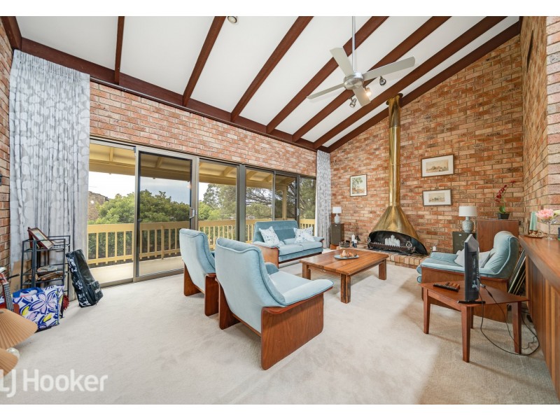 11 Rowley Place, Bull Creek WA 6149